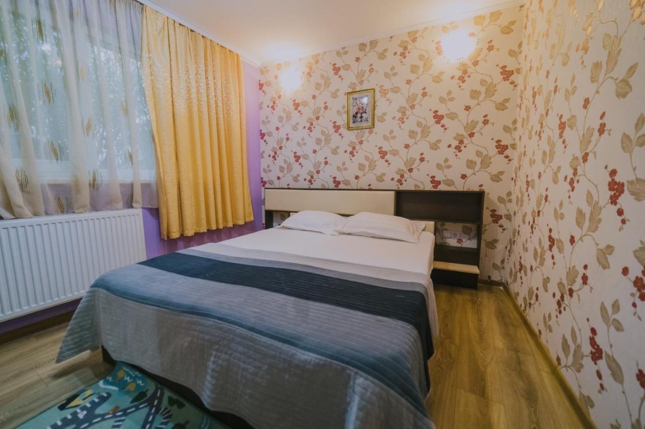 Hostel Denisa 부자우 외부 사진